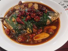 葱焖鱼头-上名堂·鱼头好吃(体育场路店)