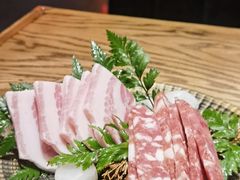 -肉魁屋·烧肉·烧鸟·酒场(高新店)