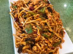 特色鱼香鸡丝-桃子餐厅·天津菜(红星路直营店)