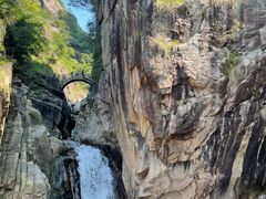 -鄣山大峡谷