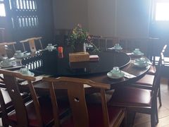 -川流不息·地道川菜·小龙虾(新松江路店)