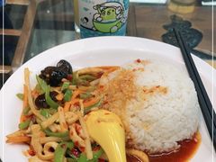 -东方宫·中国兰州牛肉拉面(三里屯店)