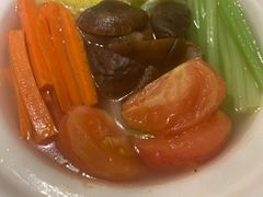 上汤杂菜煲-原味田园·客家菜·土窑鸡(中航城君尚购物中心店)