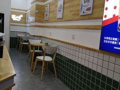 用餐区-茶屿水果茶(五彩广场店)