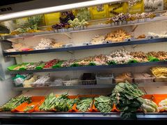 自助取餐区-万记麻辣烫国展总店