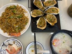 -覃记海鲜美食餐厅