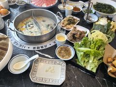 -江小渔鲜鱼火锅(西二道街店)