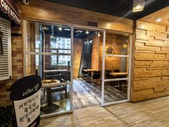 -劳顶笨咖啡(丽水宜家店)