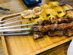 -乡村馕坑肉·烧烤·新疆菜·本地人更爱吃(阿勒泰首店)