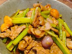 -吕氏焗小鲜•海鲜青岛菜(总店)