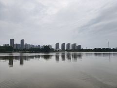 -南京眼步行桥