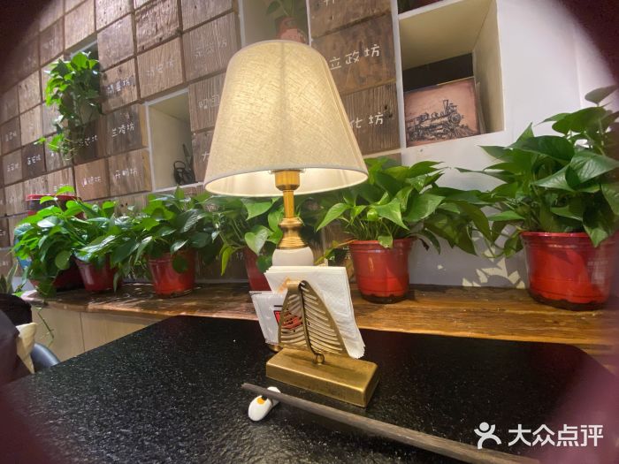 有才叔的小馆(招商依云曲江店)大堂图片