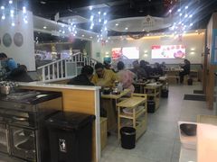 大堂-屋头串串(龙潭寺店)