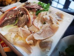 -楠柏弯休闲山庄(梨花溪店)