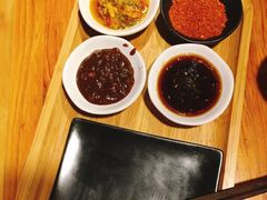 -炙忧烤肉屋(中国铁建广场店)