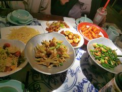-卢大鲜鱼头捞饭(美利广场店)