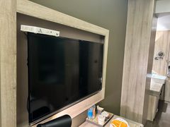 -西安大雁塔科技大学地铁站亚朵酒店