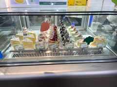 面包甜点陈列柜-PAOPAO Bakery&Café(港汇店)