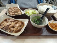 卤肉饭-台北风味(第一家快餐)