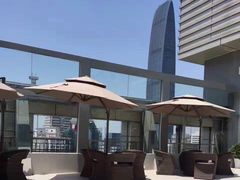 -金摩尔健身游泳(万象城鼎丰大厦店)