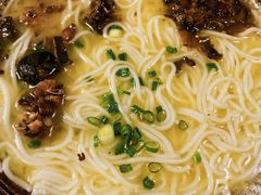 土鸡米线-88号小吃店·经典云南菜·地道纳西美食