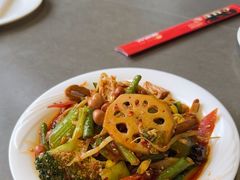 -陈熹公民族美食文化餐厅(中华广场店)
