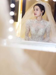 -不晚国际婚纱礼服