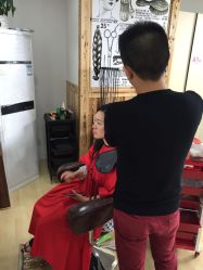 -镁连社·美联社