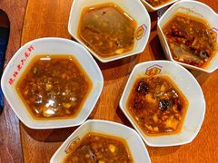 -琥珀老六龙虾(四里河店)