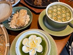 -包整·丝娃娃(一览甲秀楼风景店)