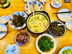 -品鲜村农家菜·阳澄湖大闸蟹(总店)