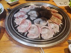 -唯成•韩国炭火烤肉 유성고기