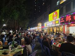 -记忆串城·东北烧烤·小龙虾·大型团建(南油店)