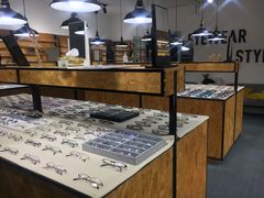 -罗伯特眼镜·蔡司官方授权(罗湖国贸店)