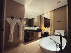 -广州天河希尔顿酒店