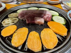 -唯成•韩国炭火烤肉 유성고기