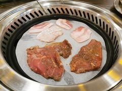 -本苑烤肉自助餐厅