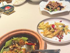 -八府香鸭·啫啫煲(华山路店)