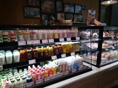 零售区-巴黎贝甜(大宁国际商业广场店)