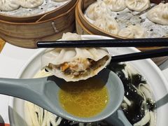 -馋三尺蟹粉小笼(人民广场店)