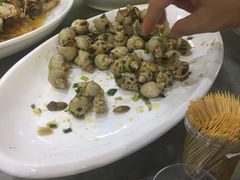 -四川小胡子海鲜(丁村万人海鲜广场店)