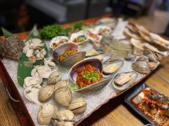 -鑫釜山海鲜烧烤(鑫丰国际店)