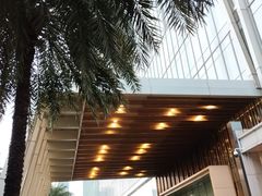 -大中华希尔顿酒店-念自助餐·嗨啤·小龙虾