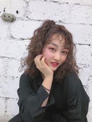 -银星女王公园发型艺术沙龙