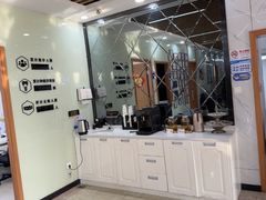 -茂菊口腔连锁(浦东南路店)