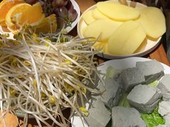 -城墙拐拐火锅(三峡广场黑金冠店)