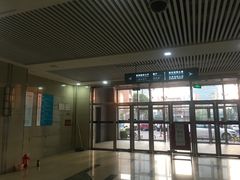 -医科大学游泳馆