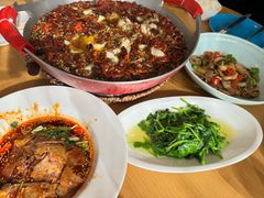 -渝信川菜 · 川味家常菜(财富购物中心店)