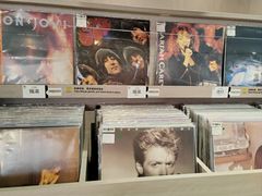 -浣熊唱片店(上海影城店)