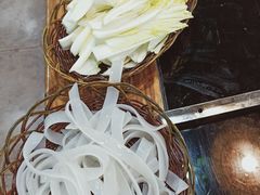 -三里屯土灶炖公鸡地锅鸡(江东店)